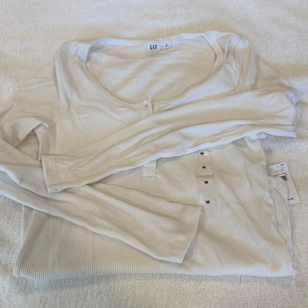 GAP Off-White Ribbed Henley Top